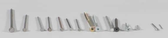 Div. Nägel und Schrauben verschiedene Größen